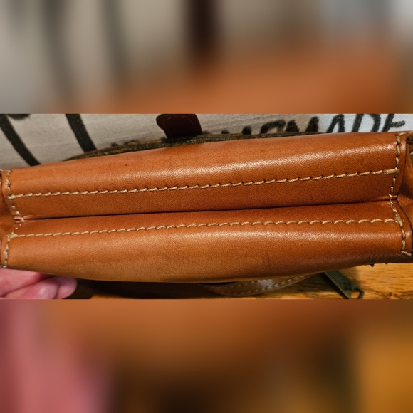 EUC Patricia Nash Tori Map Print Tan Leather Crossbody Bag - Picture 2 of 12